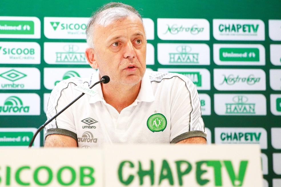 Chapecoense comunica morte do presidente Paulo Magro, vítima da Covid-19