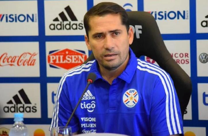 Agora é Gustavo Morínigo que dá as cartas no time do Coritiba