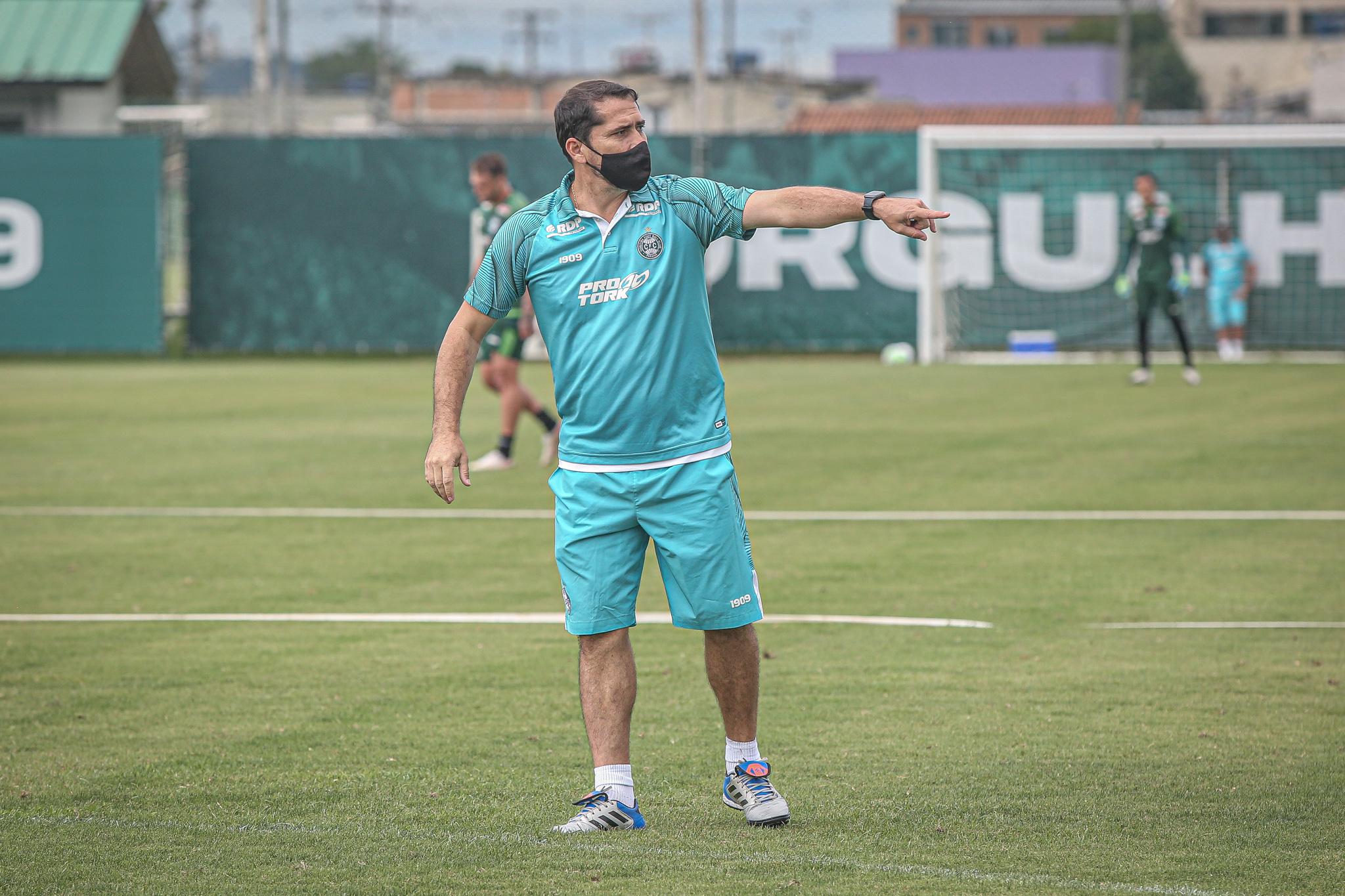 Com Covid-19, Robson e Pablo Thomaz desfalcam o Coritiba contra o Grêmio