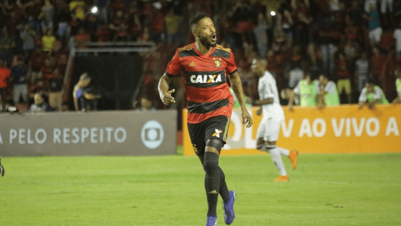 Michel Bastos defendeu o Sport já no final da carreira