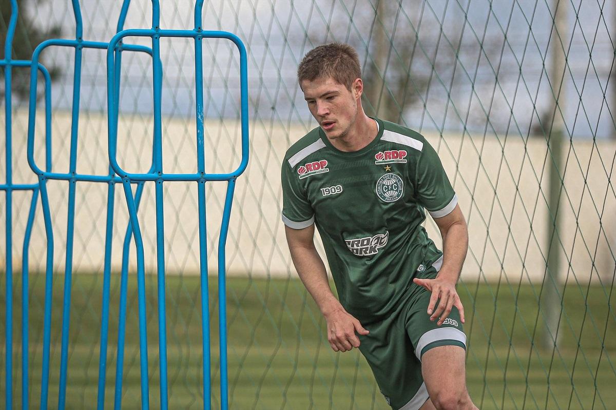 Henrique Vermudt sofreu lesão no ligamento do joelho direito
