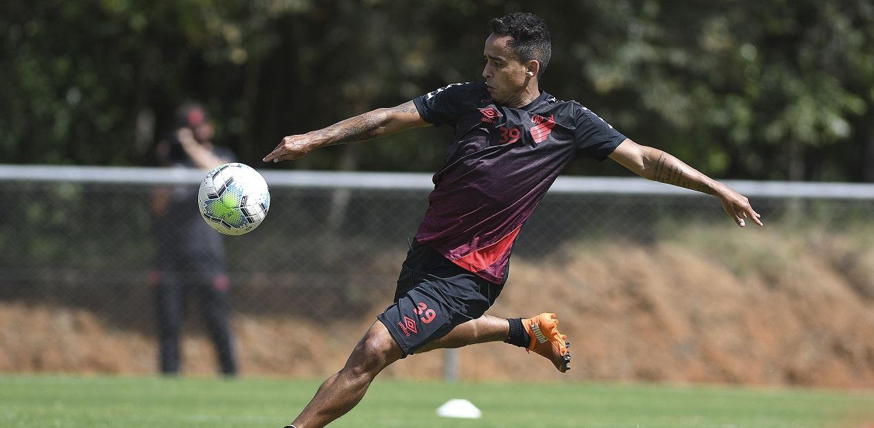 Sem amistosos, Athletico tem pré-temporada prejudicada
