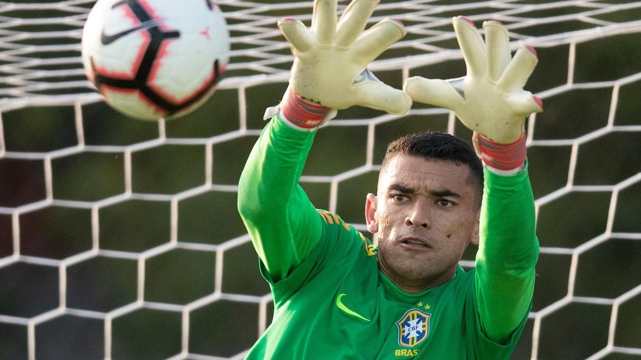 Elogiado por Jardine, Santos buscará repetir feito de Weverton na Olimpíada