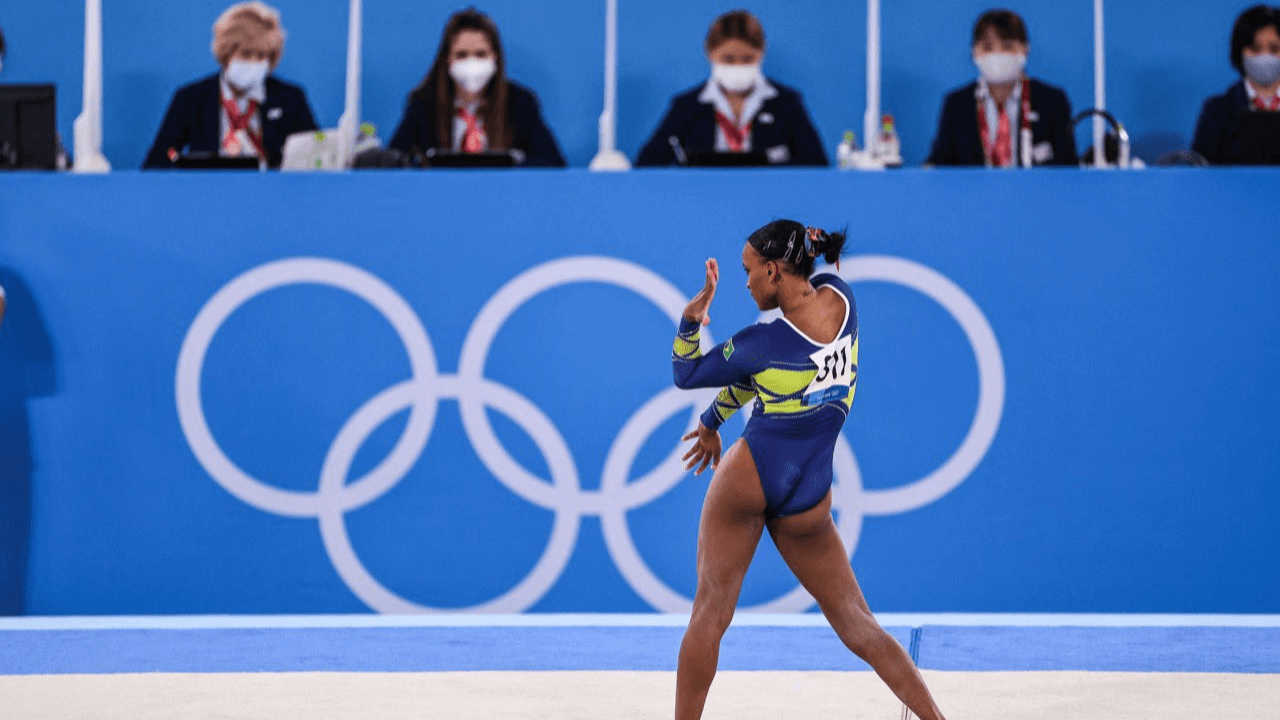 Inédita prata de Rebeca Andrade renova história da ginástica artística do Brasil