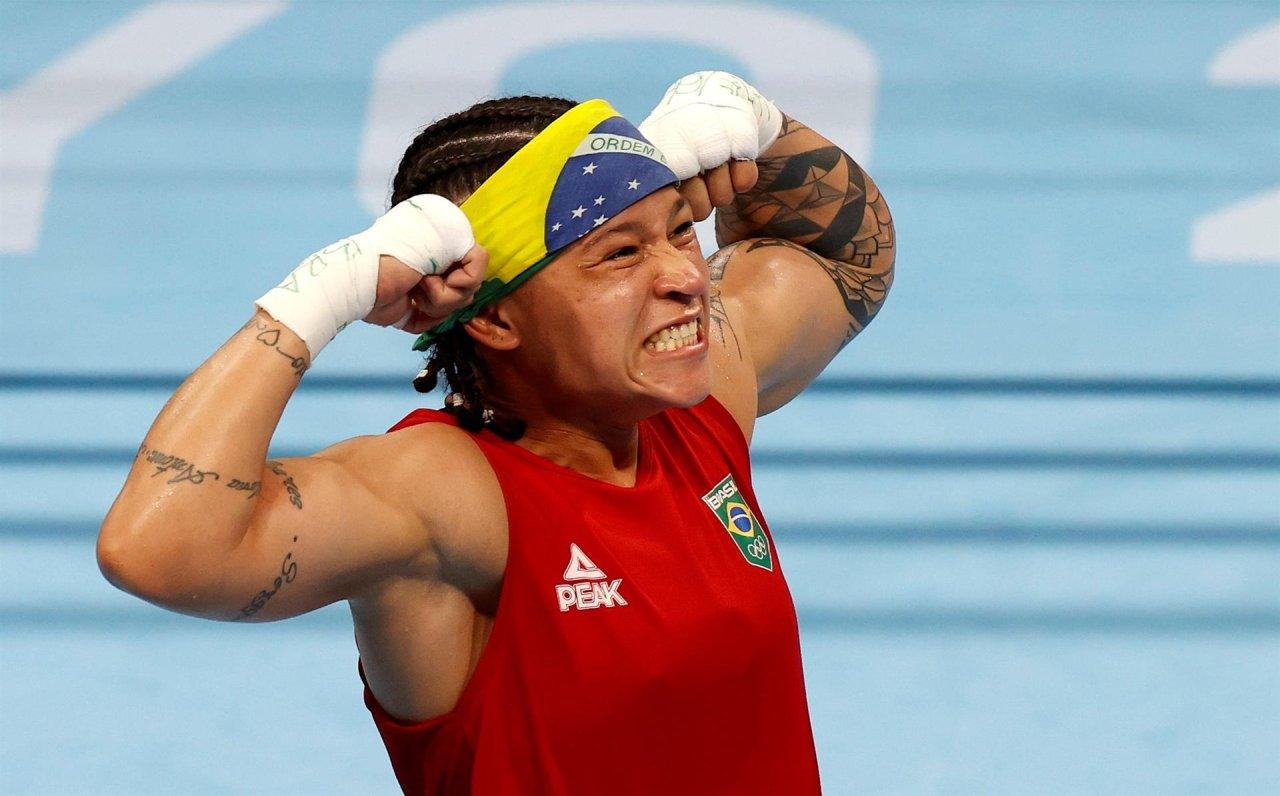 Beatriz Ferreira vence finlandesa e vai para a final do boxe em Tóquio