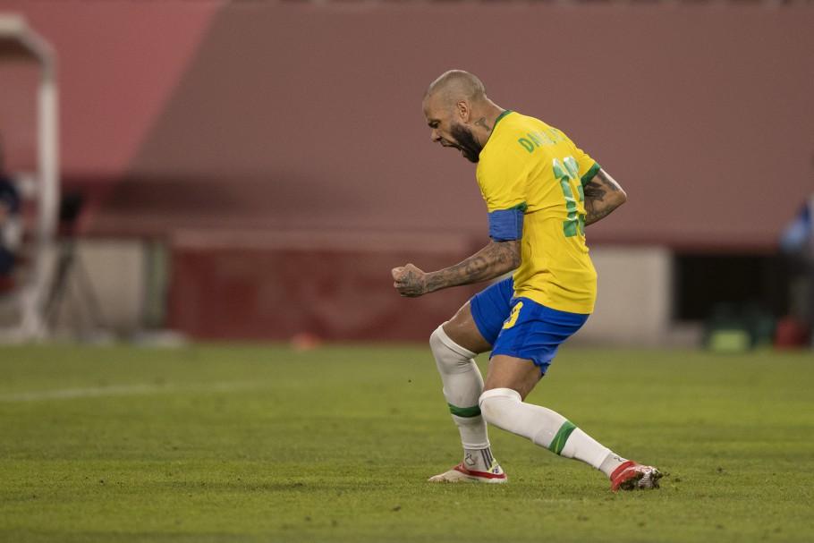 Daniel Alves fala em sabor especial em encarar a Espanha na decisão olímpica