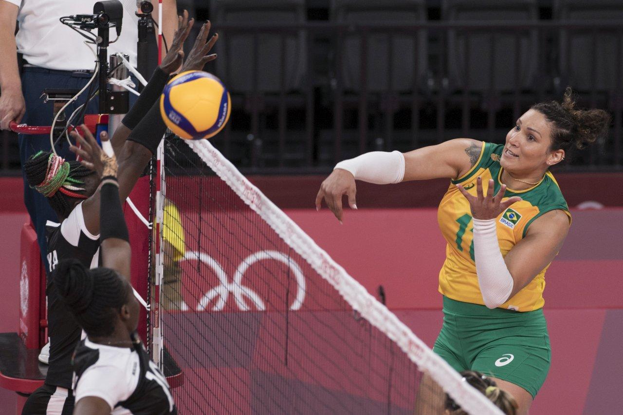 Flagrada em teste antidoping, Tandara é suspensa da seleção de vôlei