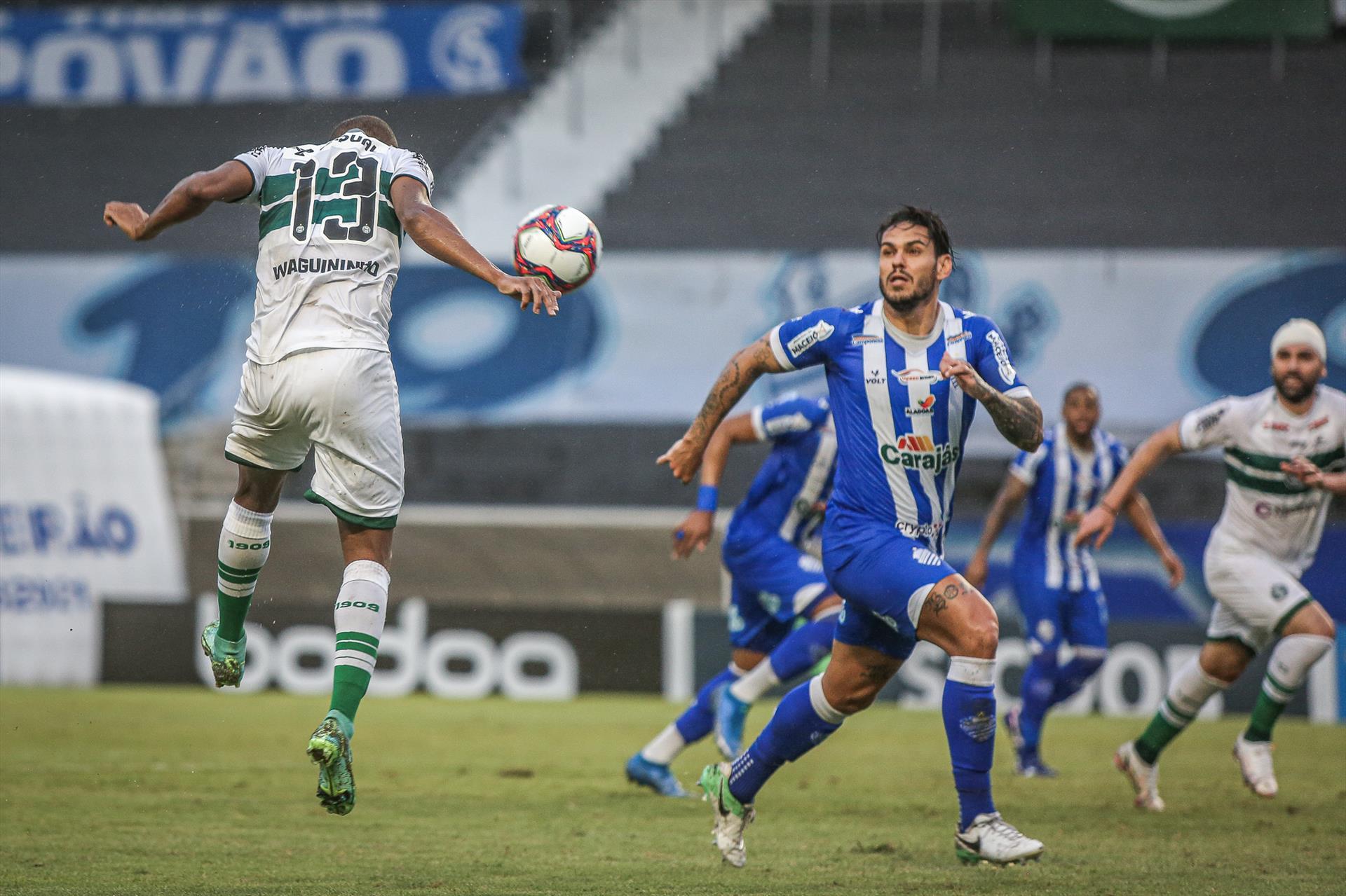 Surto viral contamina delegação do Coritiba após jogo em Maceió