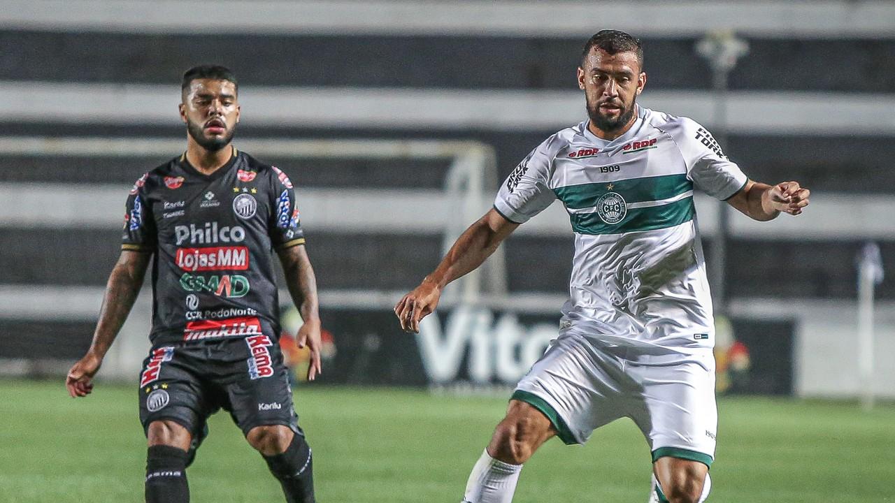 Coritiba vence o Operário e se aproxima do acesso para Série A