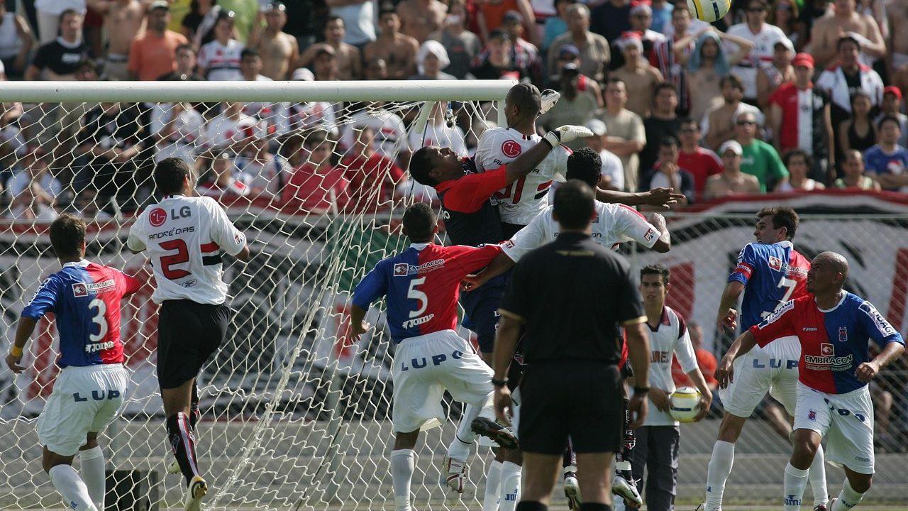 Jogo contra o São Paulo foi complicado.