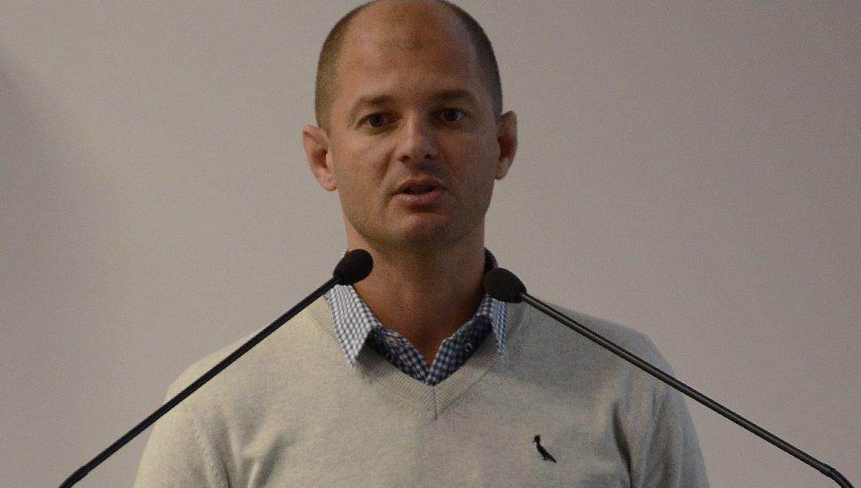 William Thomas está na mira do Avaí.