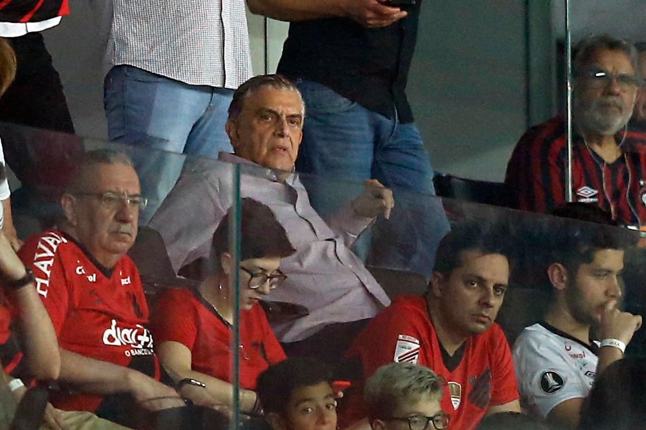 É possível imaginar o JP Morgan Chase dono da SAF do Athletico?