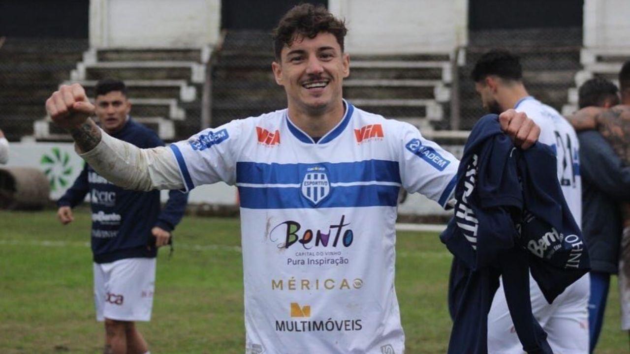 Paraná busca mais um reforço da segunda divisão do futebol gaúcho