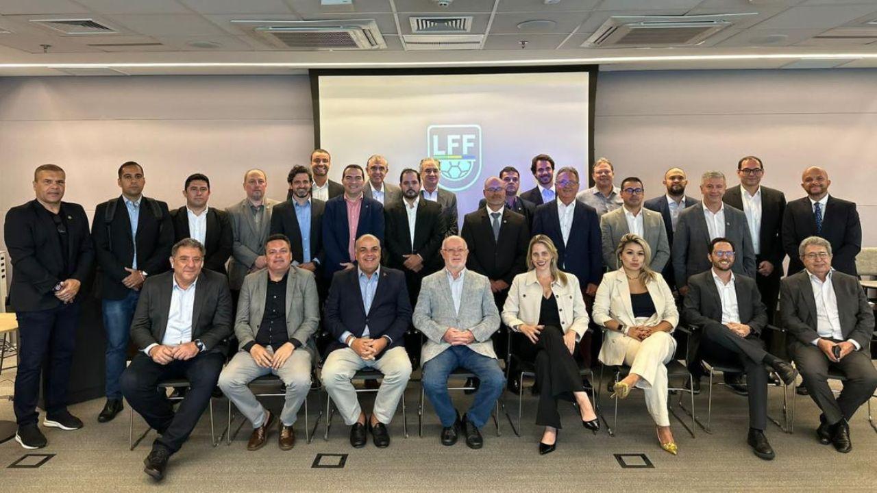 Athletico e Coritiba entram em acordo de R$ 4,8 bi por liga de clubes
