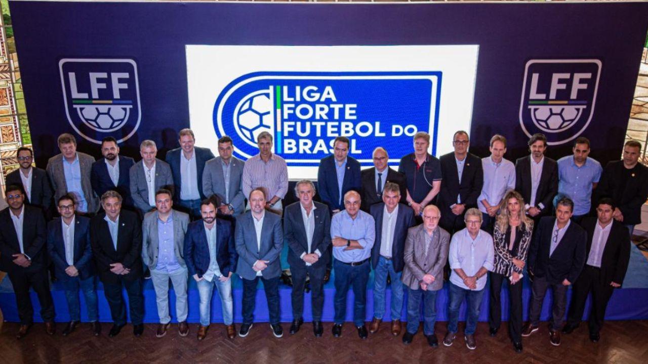Reunião da LFF na sede do Fluminense em dezembro