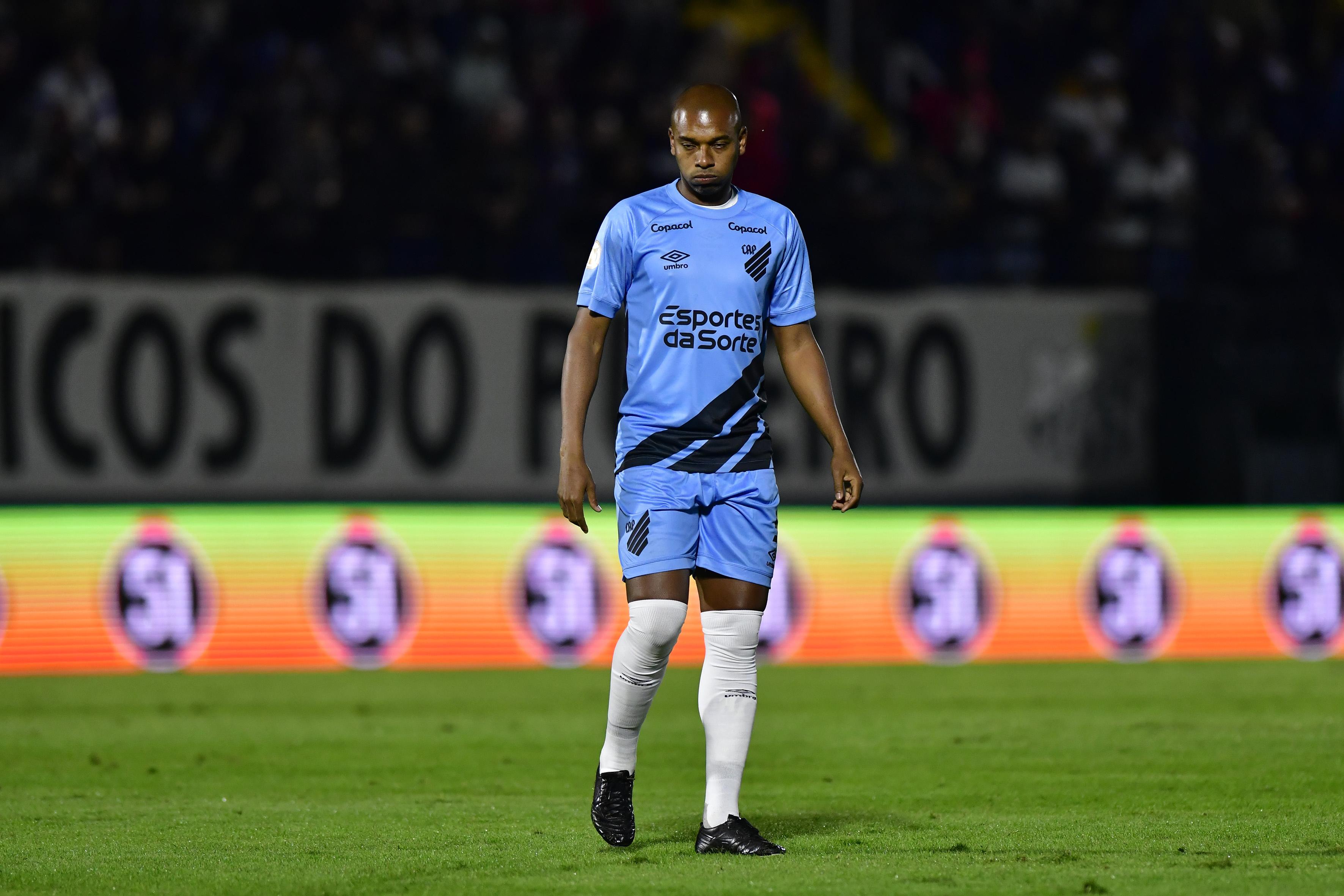 Fernandinho.