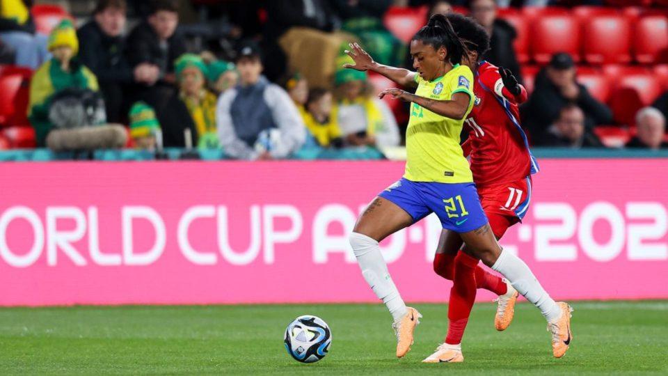 Urgente! Brasil estreia bem e com uma certeza: pior que a seleção masculina não vai ser