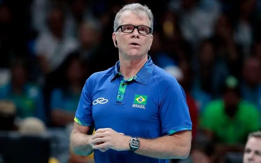Bernardinho volta à seleção masculina de vôlei