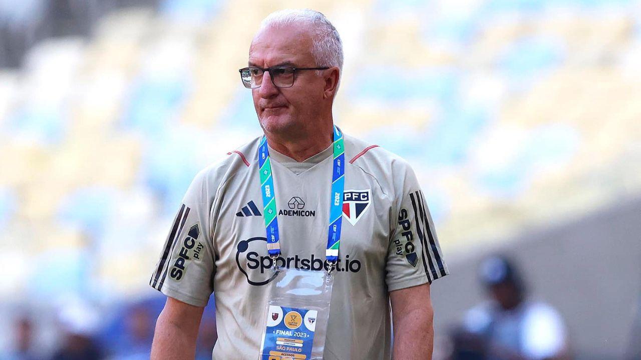 Dorival Júnior deu o troco nos cartolas do Flamengo