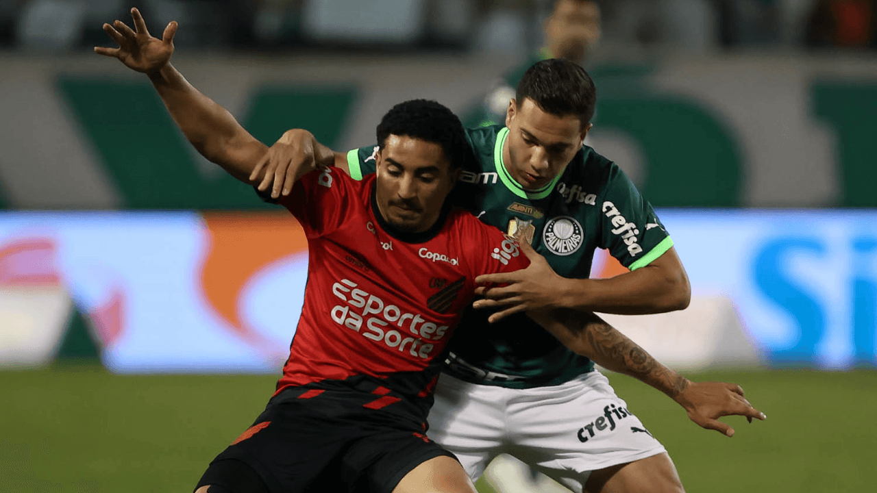 Christian volta a jogar pelo Athletico após 104 dias afastado por lesão