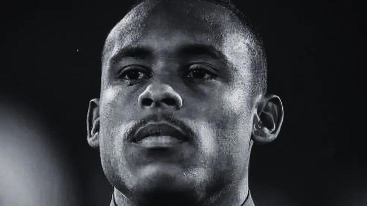 Ex-Coritiba rebate mensagem de cunho racista de jornal e é apoiado por Vini Jr.
