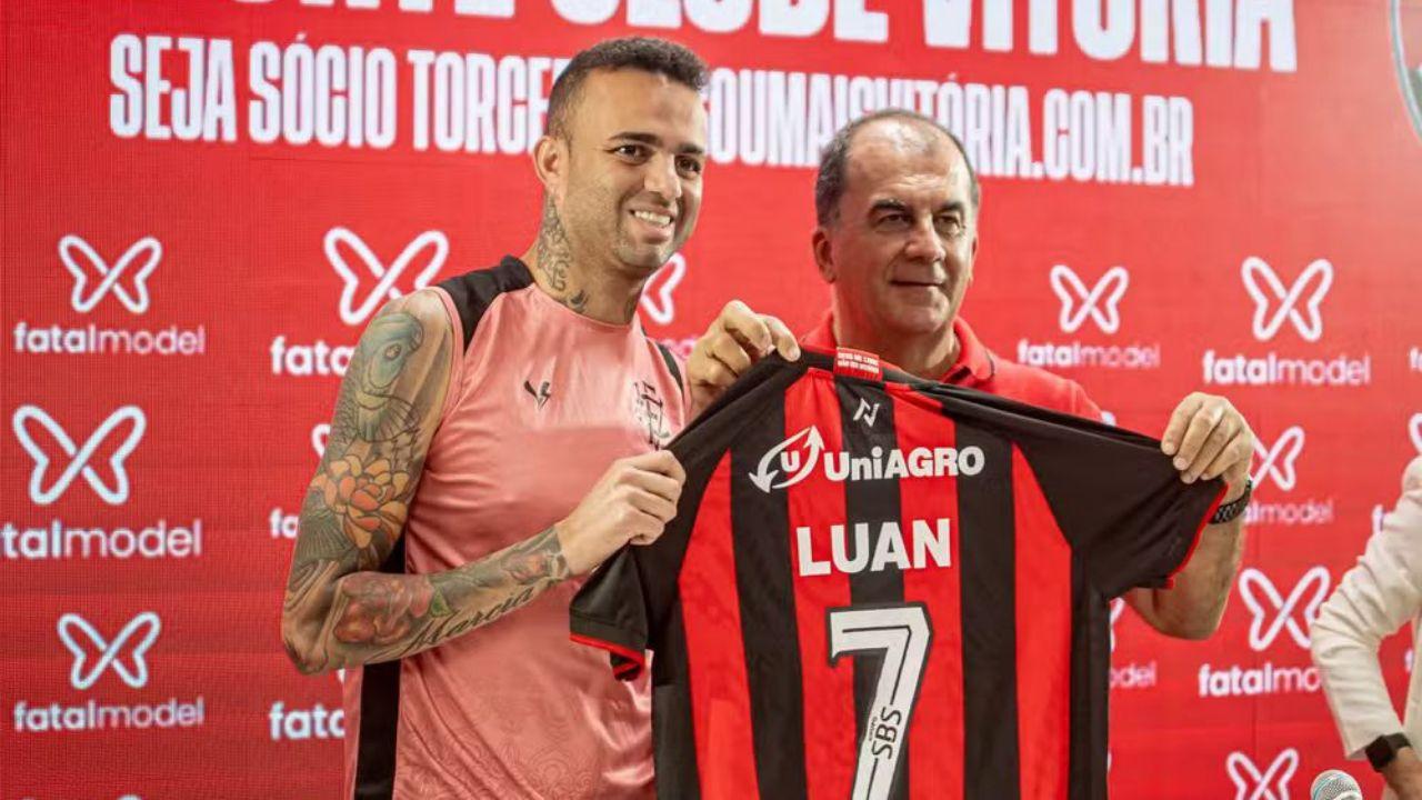 Luan oficializado pelo Vitória