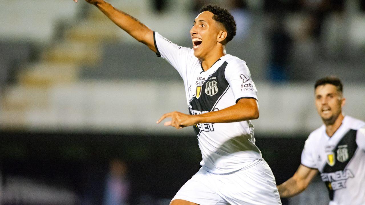 Felipinho, da Ponte Preta, está perto de assinar com o Athletico