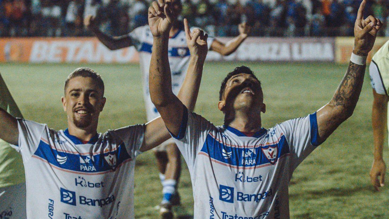Com o bico do Águia, precisamos falar sobre os coxas