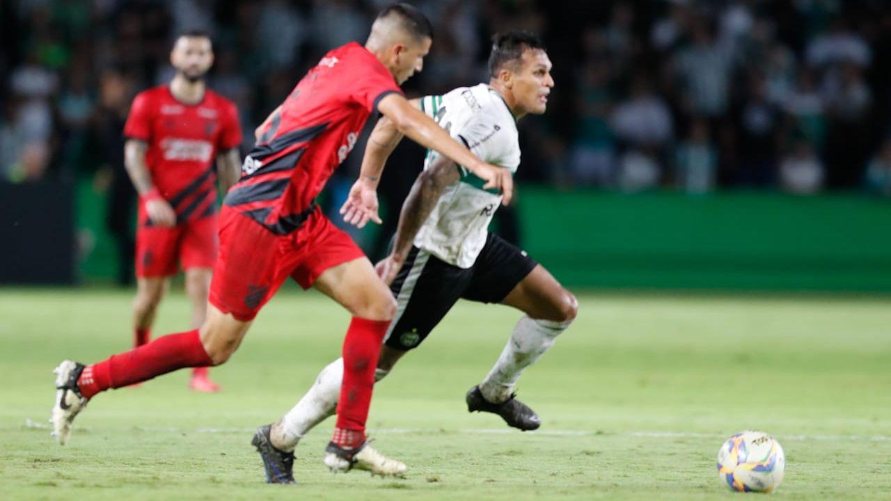 A dupla Atletiba tenta superar-se mesmo com seus deficientes elencos