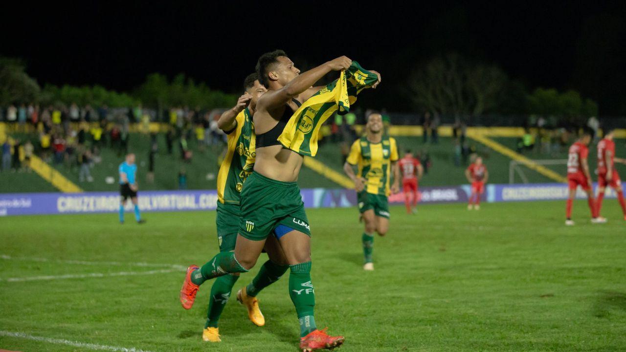 Athletico, Flamengo e quando o superávit não entra em campo