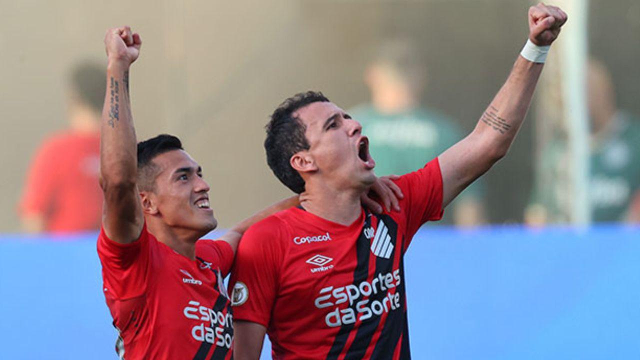 Com gol sobre o Palmeiras, Pablo alcança marca histórica pelo Athletico