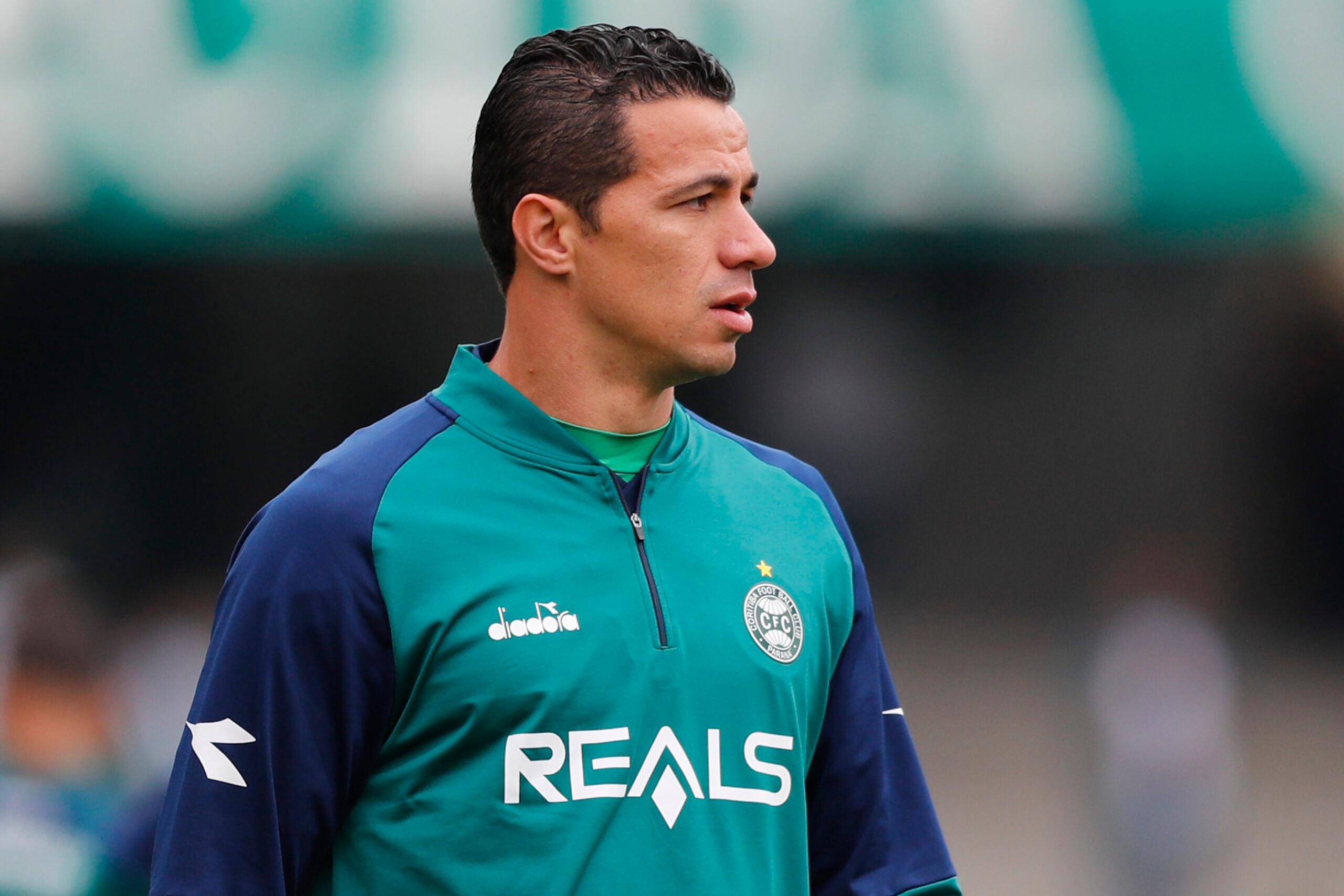 Leandro Damião deve deixar Coritiba.