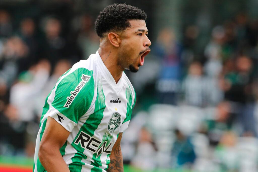 Lucas Ronier, atacante do Coritiba. Foto: Átila Alberti/UmDois Esportes