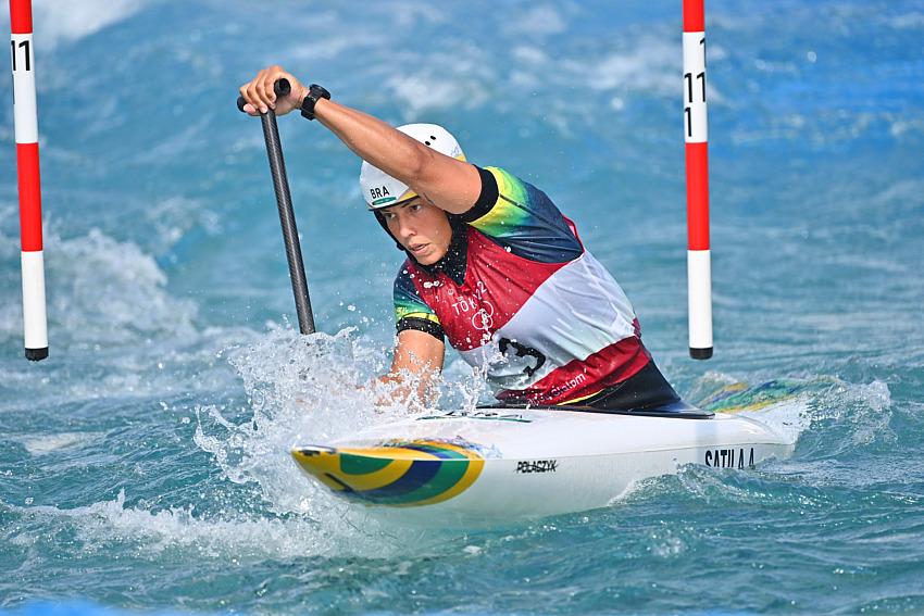 Ana Satila em ação em Tóquio. Foto: IconSport