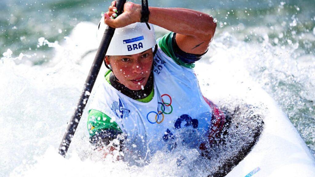 Ana Sátila bateu na trave em Paris. Foto: IconSport