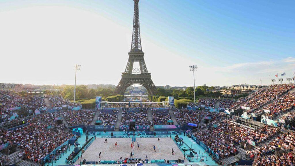 Arena de vôlei de praia em Paris. Foto: IconSport
