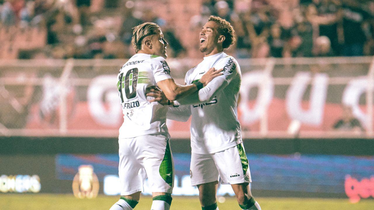 Coritiba conseguiu vitória com gol de Frizzo