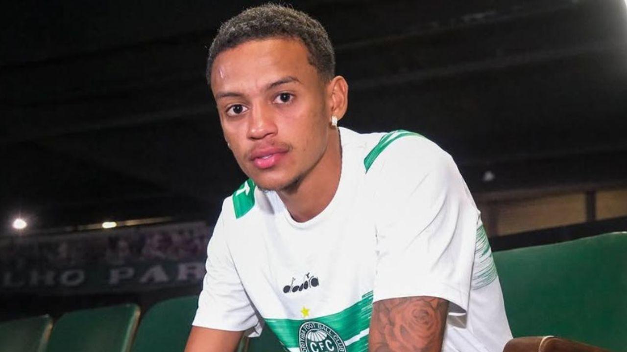 Atacante do Coritiba, Caio Matheus terá conduta avaliada