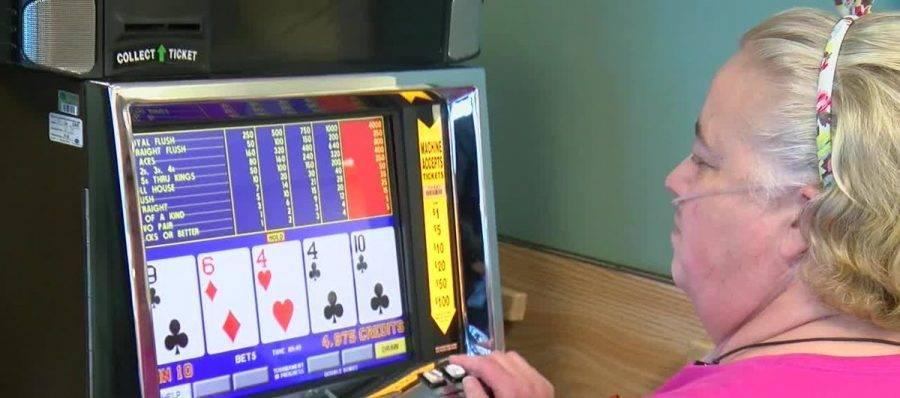 Poker ajuda na reabilitação de pacientes em hospital