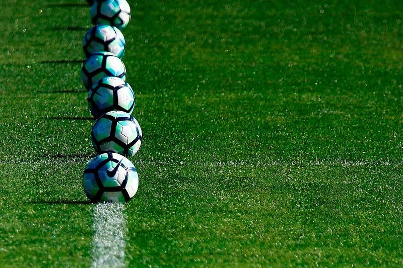 Cartolas do futebol brasileiro continuam se achando os reis da cocada preta