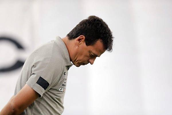 Fernando Diniz não resiste e é demitido do Atlético