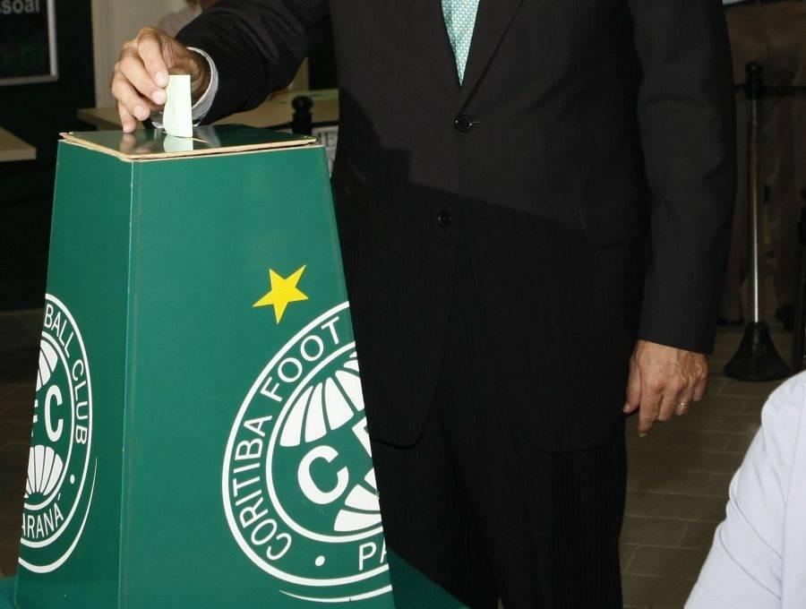Urna da eleição do Coritiba.