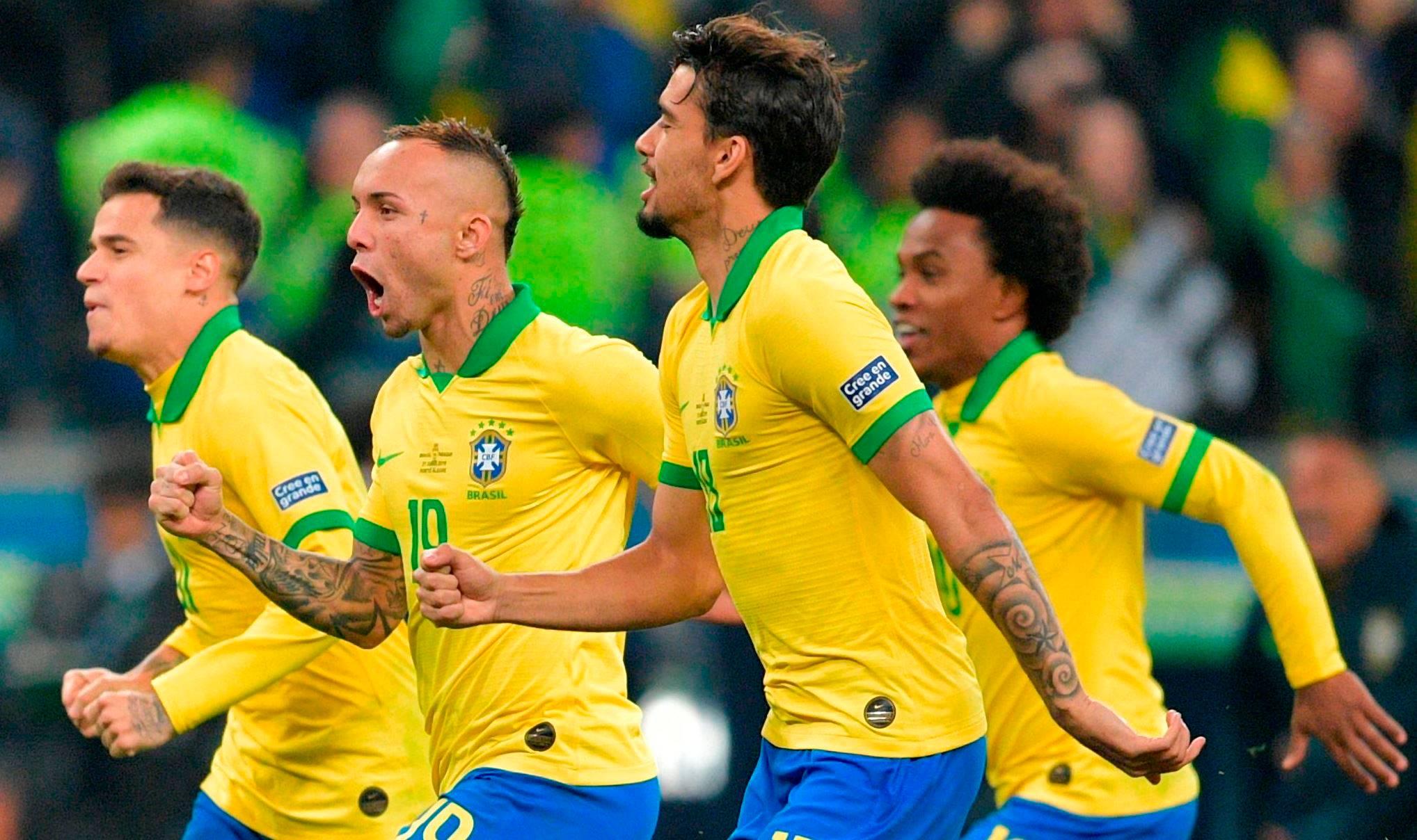 Seleção brasileira procura sua identidade. Não dispomos mais de superjogadores