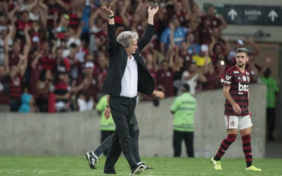 Com técnico que não prioriza mata-mata, Flamengo fecha turno do Brasileiro líder