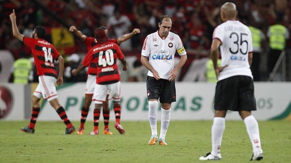 Flamengo e Athletico decidiram a Copa do Brasil 2013. Foto: Jonathan Campos/Gazeta do Povo