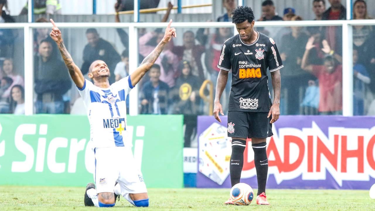 Corinthians perdeu mais uma sob o comando de Tiago Nunes