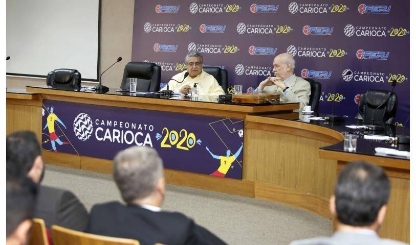 Reunião da FERJ que definiu pela paralisação do Carioca.