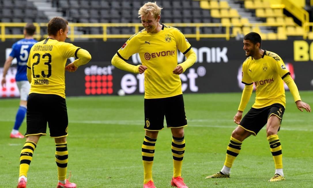 Borussia goleou no seu retorno ao campeonato alemão.