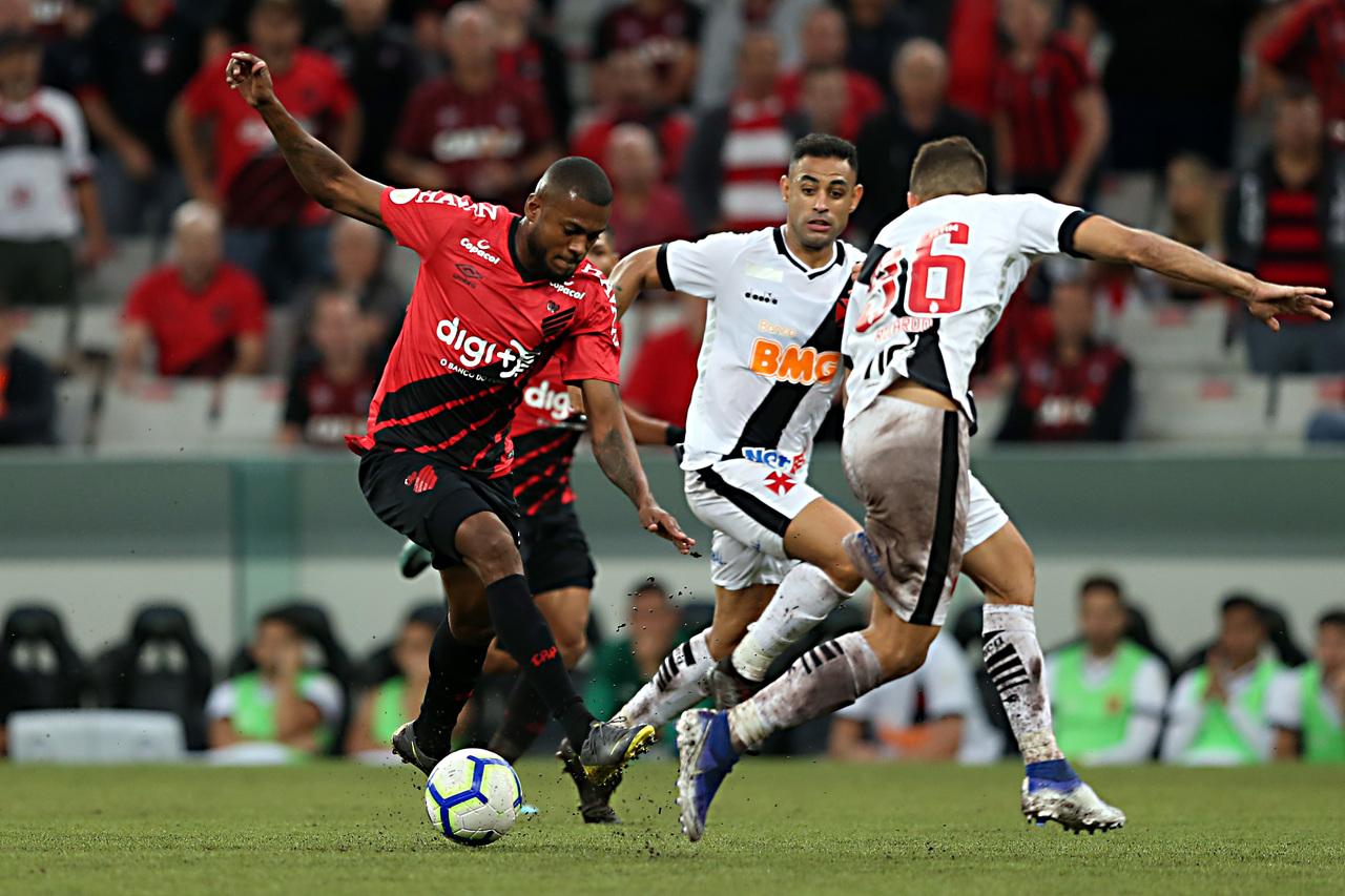 No último confronto entre as equipes na Arena, em 2019, o Athletico goleou o Vasco por 4 a 1.