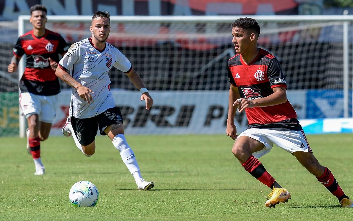 No primeiro jogo, Athletico e Flamengoficaram no empate em 2 a 2;.